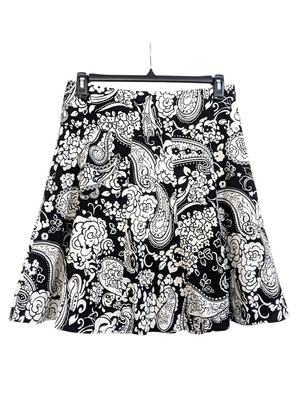 * Ann Taylor Black and White Paisley A-Line Skirt - Size 10 Womens